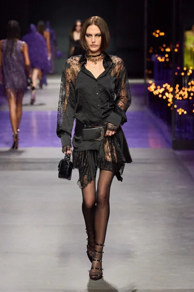 Look 46